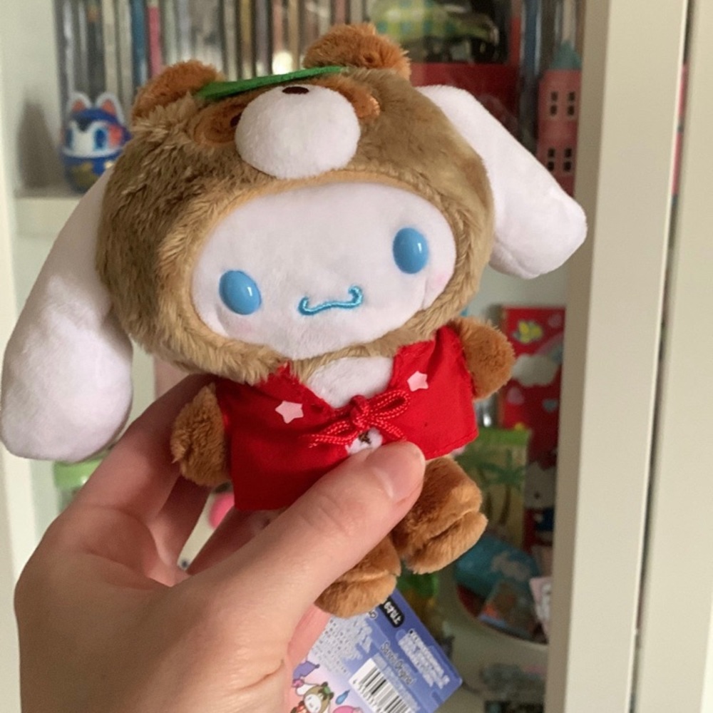 SOLD 🚫Cinnamoroll Tanooki Plush Keychain